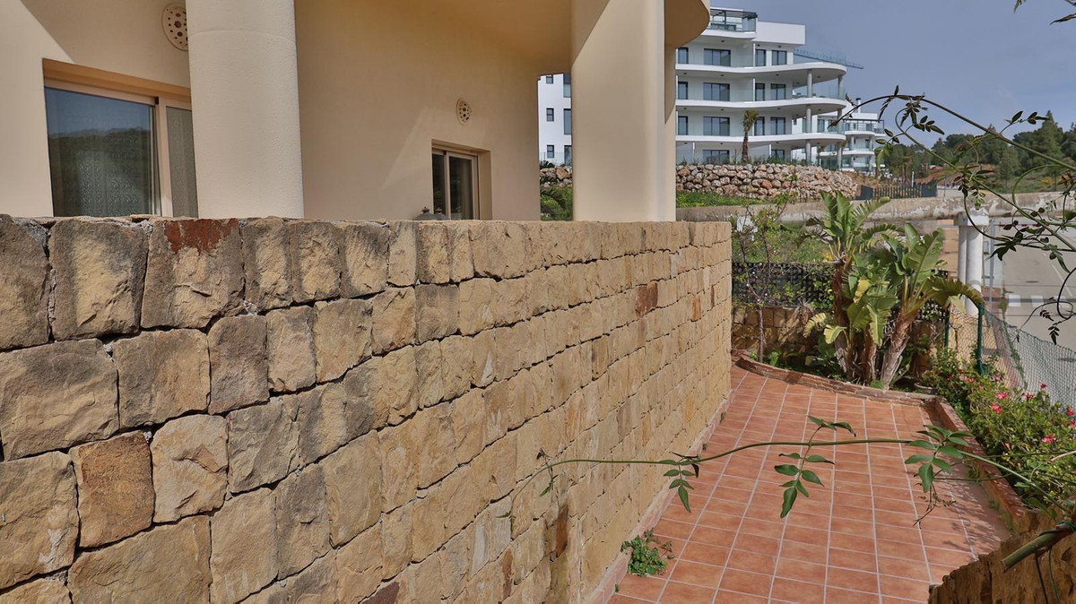 2 Bed Apartment for sale in Mijas Costa Del Sol, Málaga, Spain