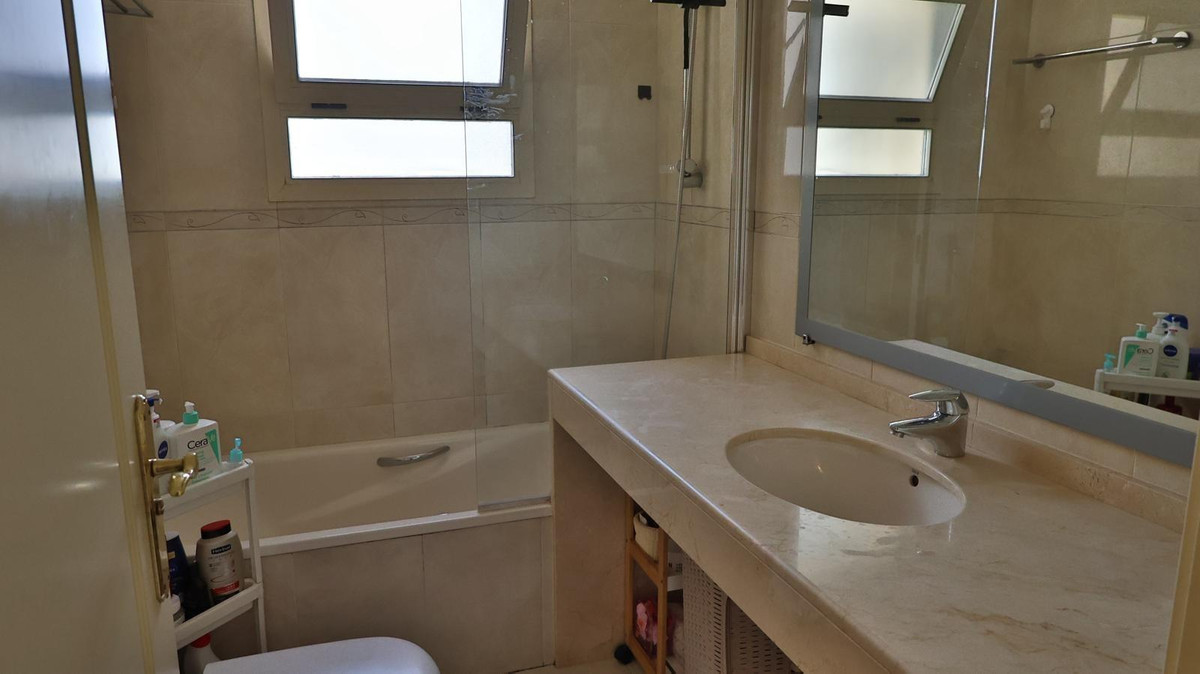 2 Bed Apartment for sale in Mijas Costa Del Sol, Málaga, Spain