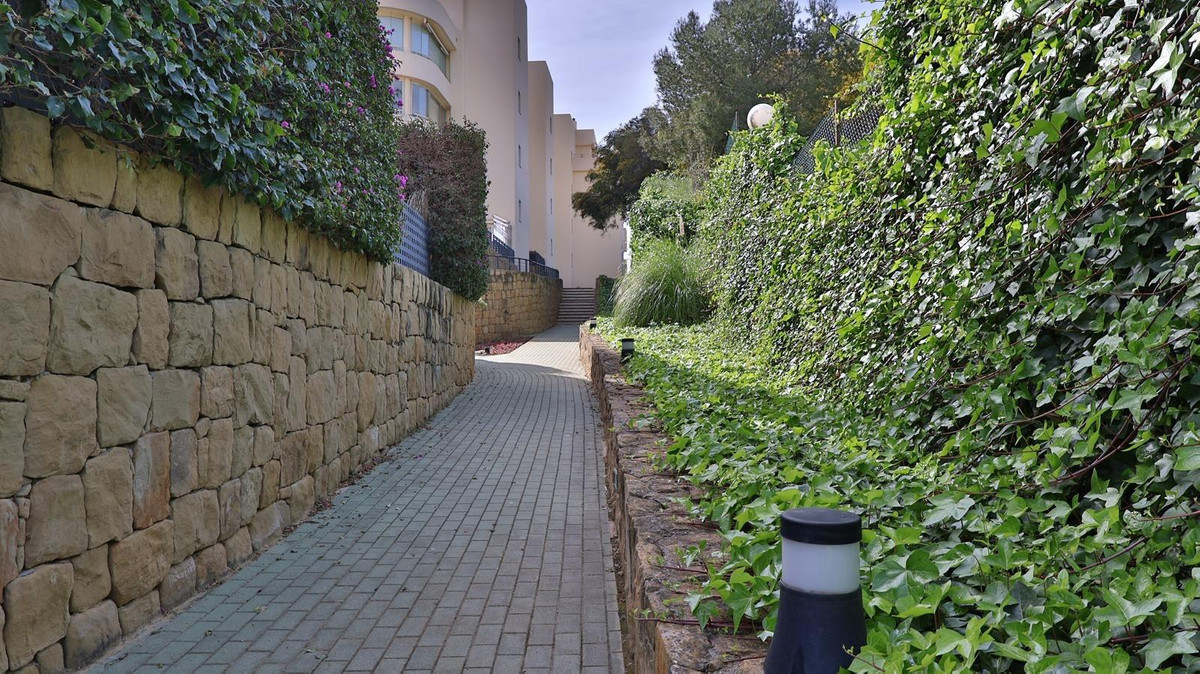 2 Bed Apartment for sale in Mijas Costa Del Sol, Málaga, Spain