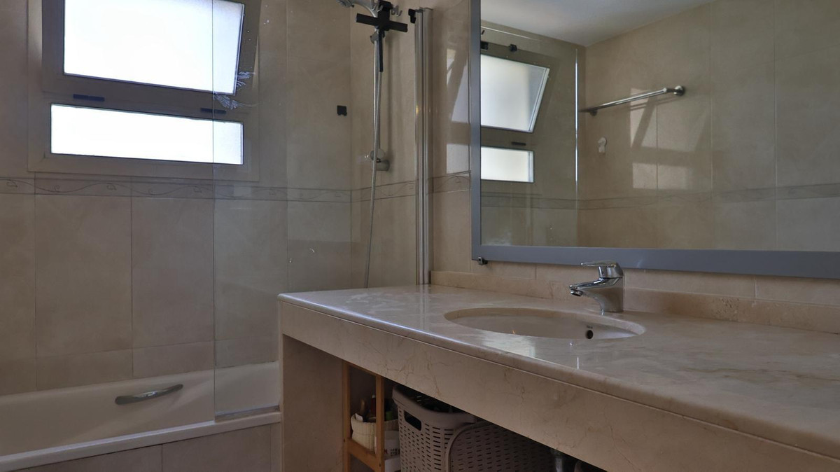 2 Bed Apartment for sale in Mijas Costa Del Sol, Málaga, Spain