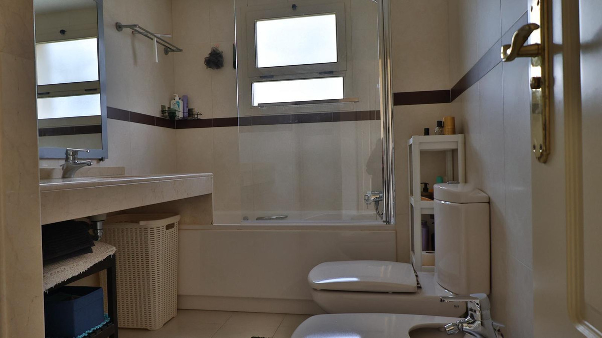 2 Bed Apartment for sale in Mijas Costa Del Sol, Málaga, Spain