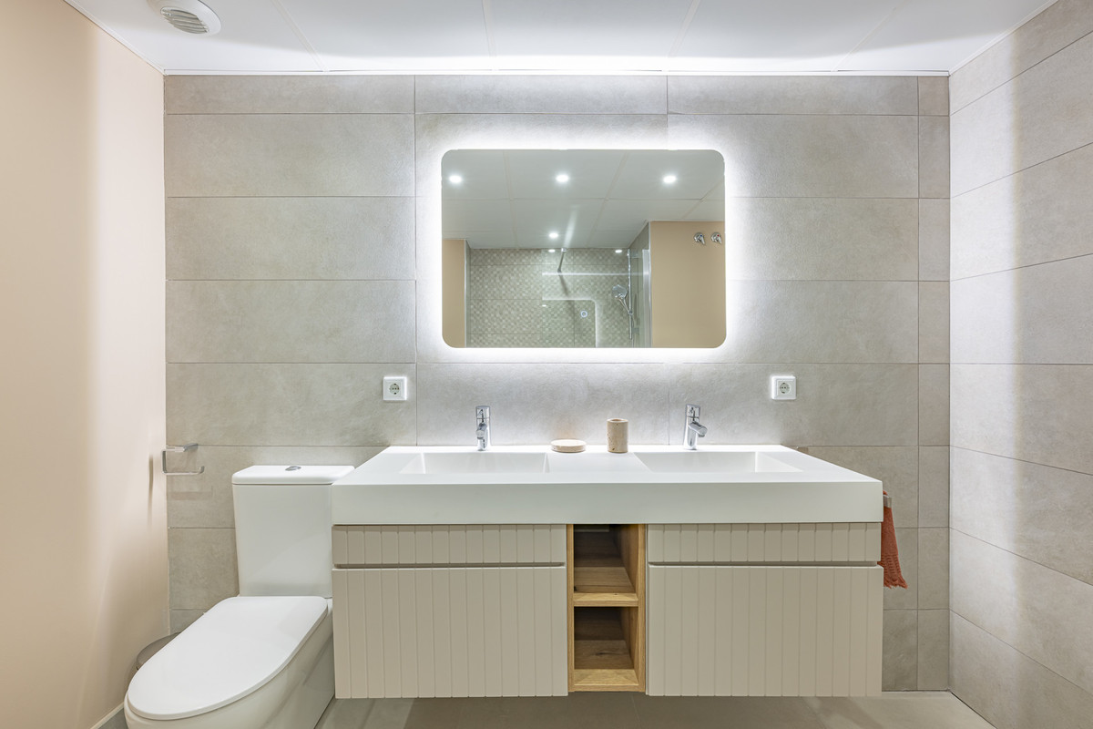 Se vende Apartamento Planta Baja de 2 dormitorios en Costa Del Sol, Málaga, España