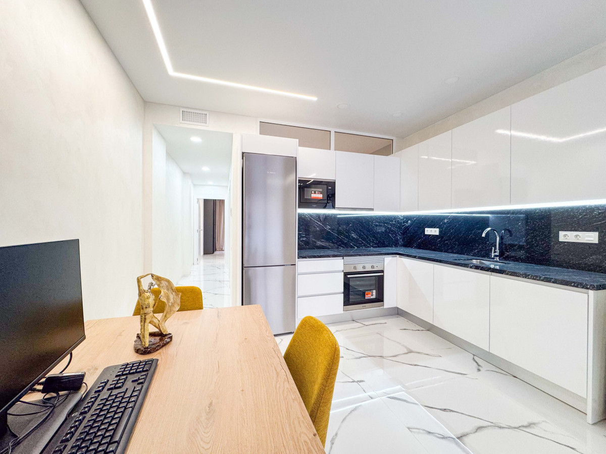 2 Bed Apartment for sale in Playa Del Cura Costa Blanca, Alicante, Spain