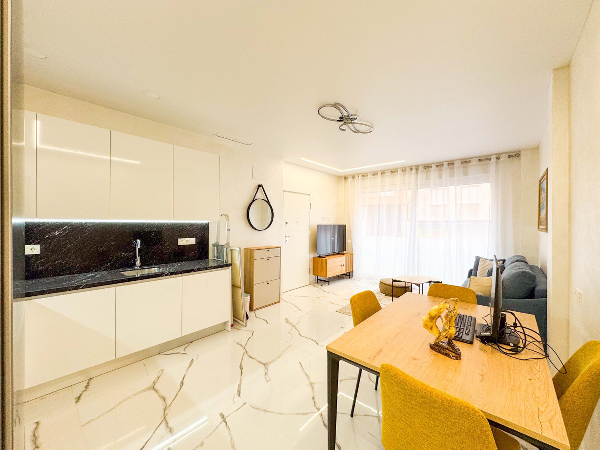 2 Bed Apartment for sale in Playa Del Cura Costa Blanca, Alicante, Spain