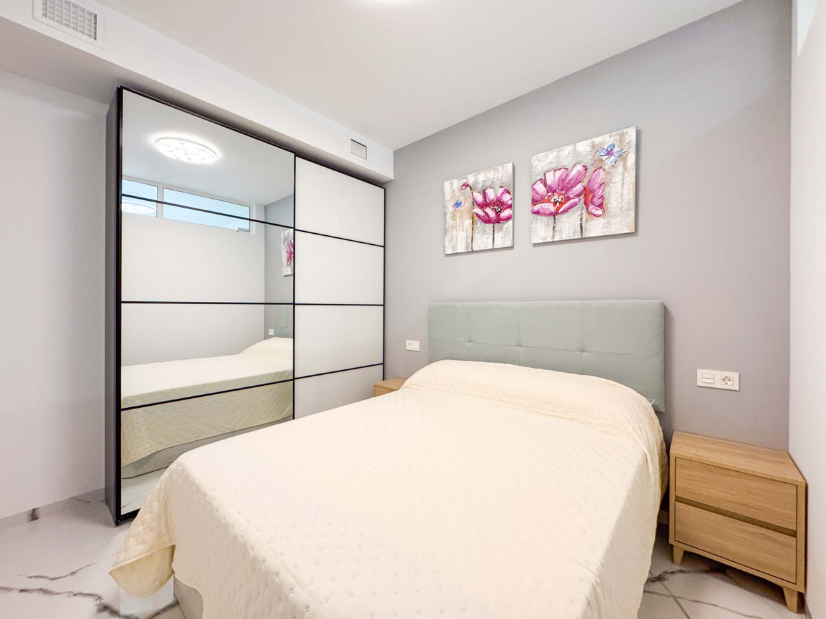 2 Bed Apartment for sale in Playa Del Cura Costa Blanca, Alicante, Spain
