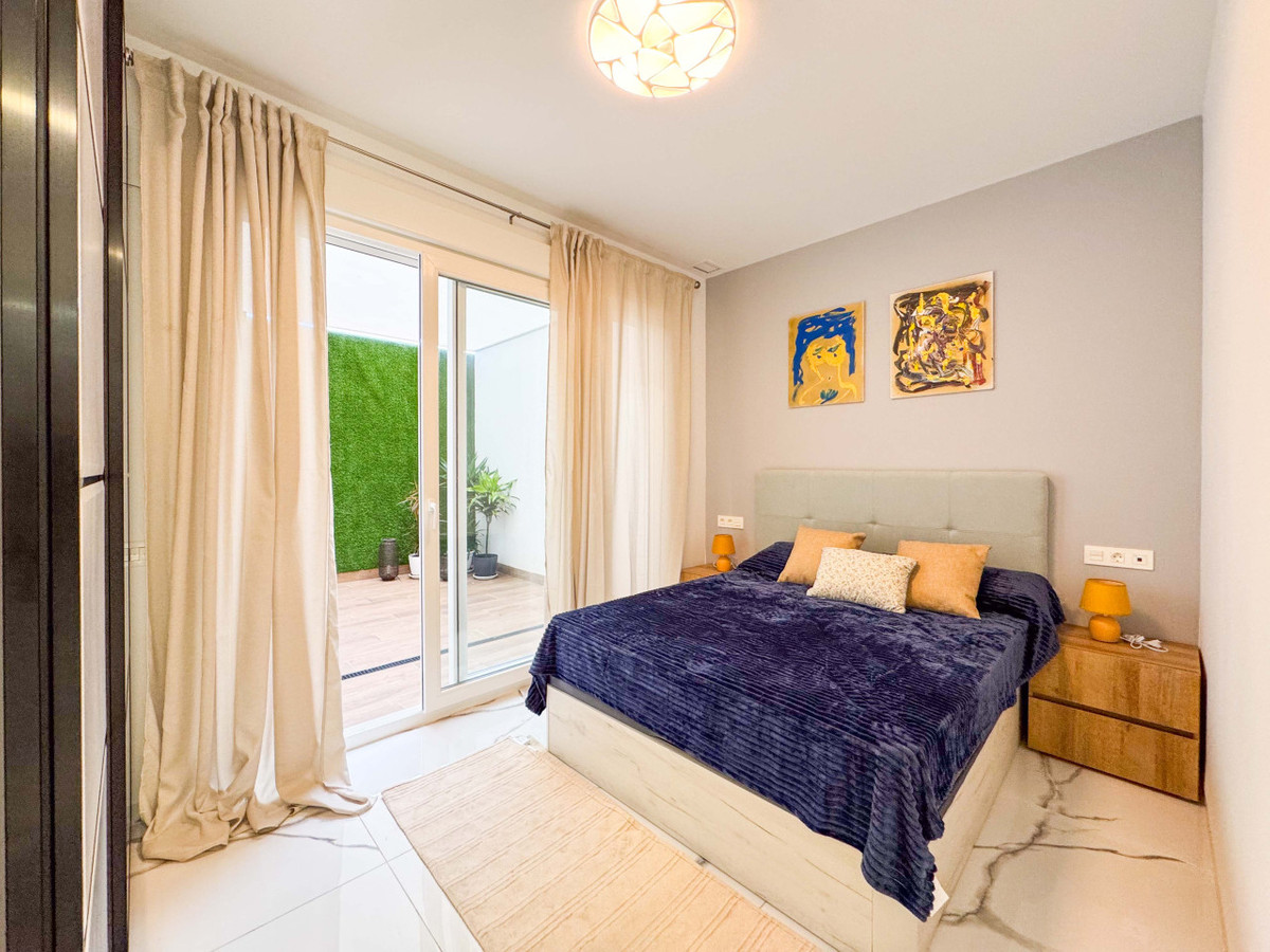 2 Bed Apartment for sale in Playa Del Cura Costa Blanca, Alicante, Spain