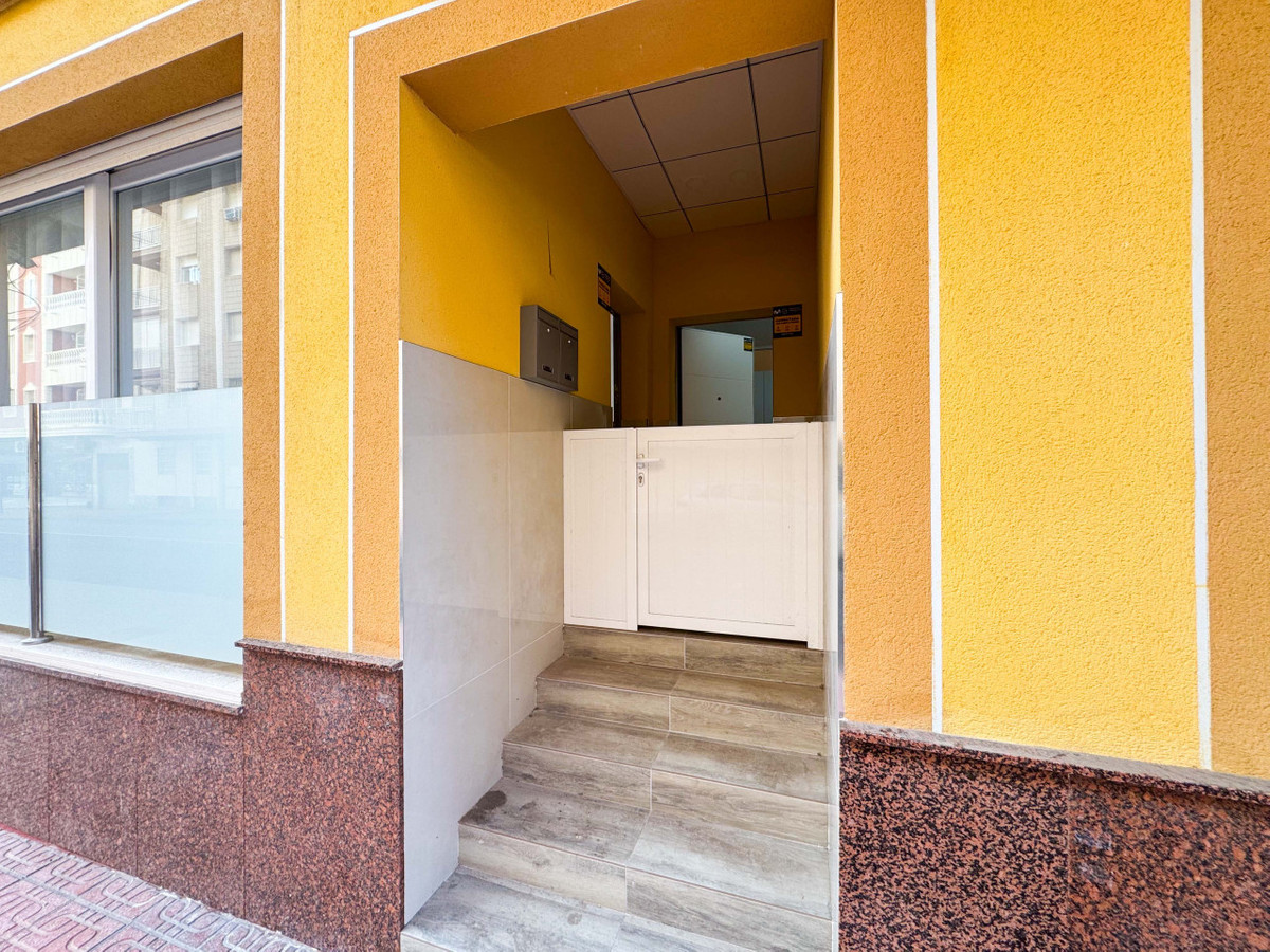 2 Bed Apartment for sale in Playa Del Cura Costa Blanca, Alicante, Spain