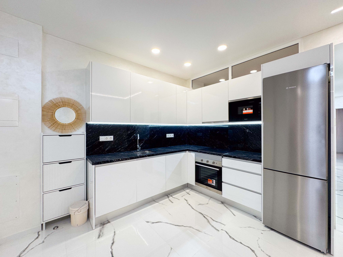 2 Bed Apartment for sale in Playa Del Cura Costa Blanca, Alicante, Spain