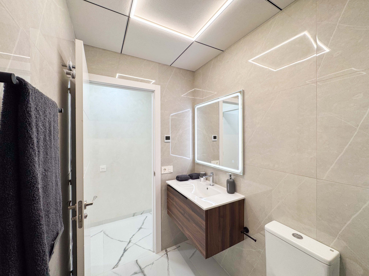 2 Bed Apartment for sale in Playa Del Cura Costa Blanca, Alicante, Spain