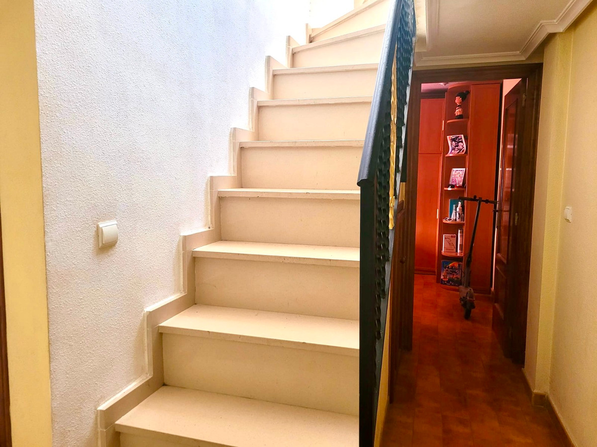3 Bed Apartment for sale in Guardamar Del Segura Costa Blanca, Alicante, Spain
