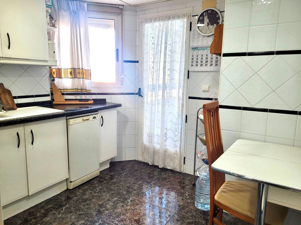 3 Bed Apartment for sale in Guardamar Del Segura Costa Blanca, Alicante, Spain
