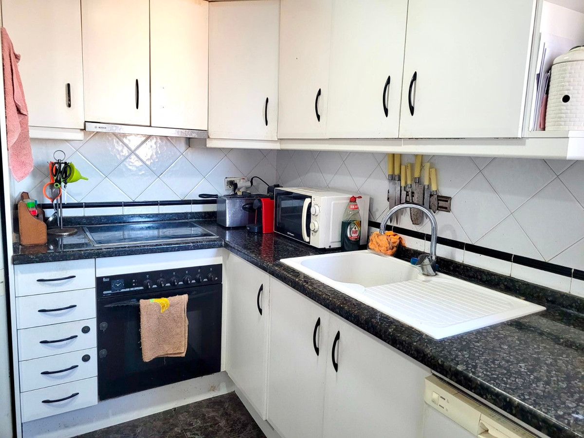 3 Bed Apartment for sale in Guardamar Del Segura Costa Blanca, Alicante, Spain