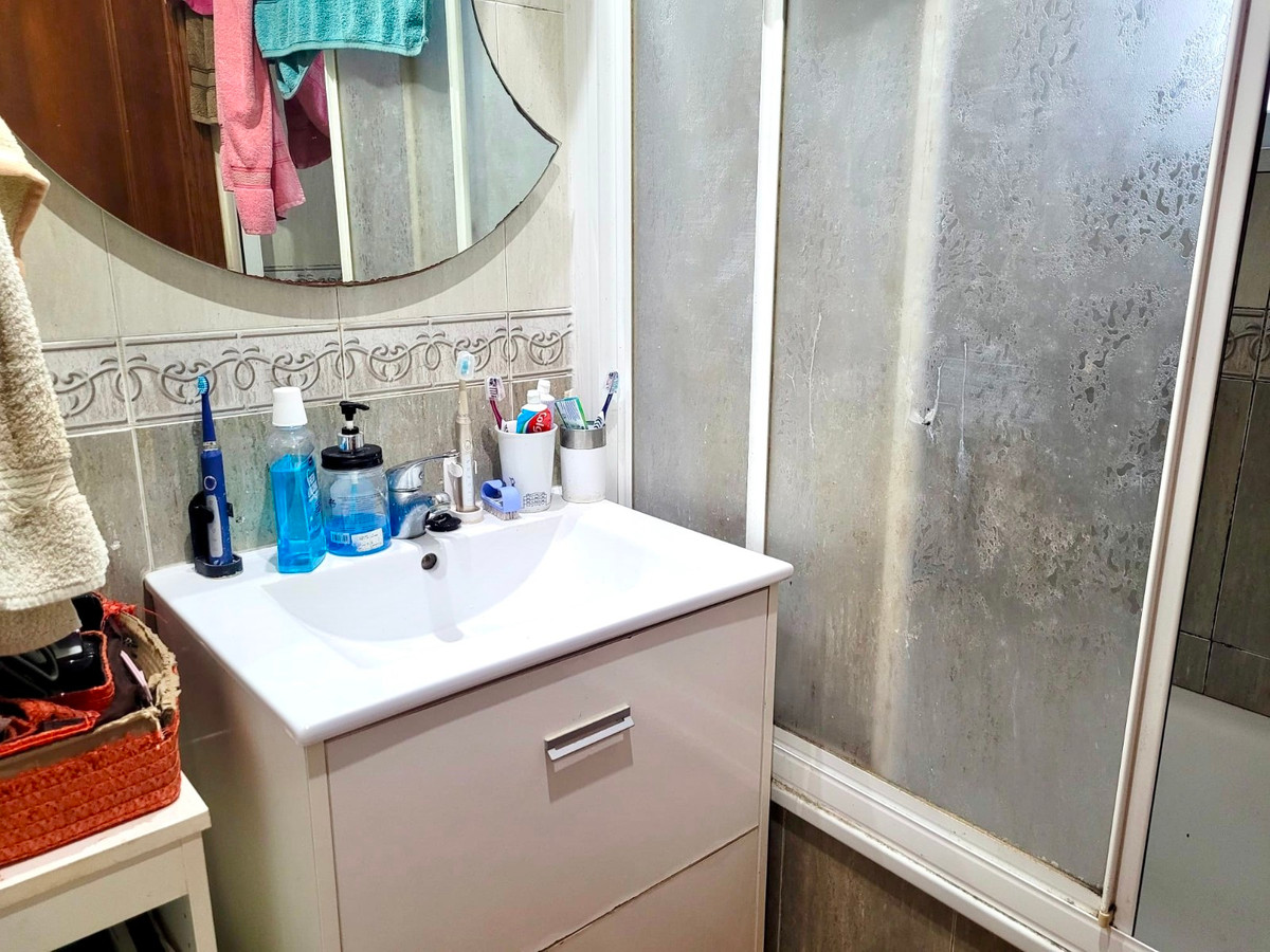 3 Bed Apartment for sale in Guardamar Del Segura Costa Blanca, Alicante, Spain