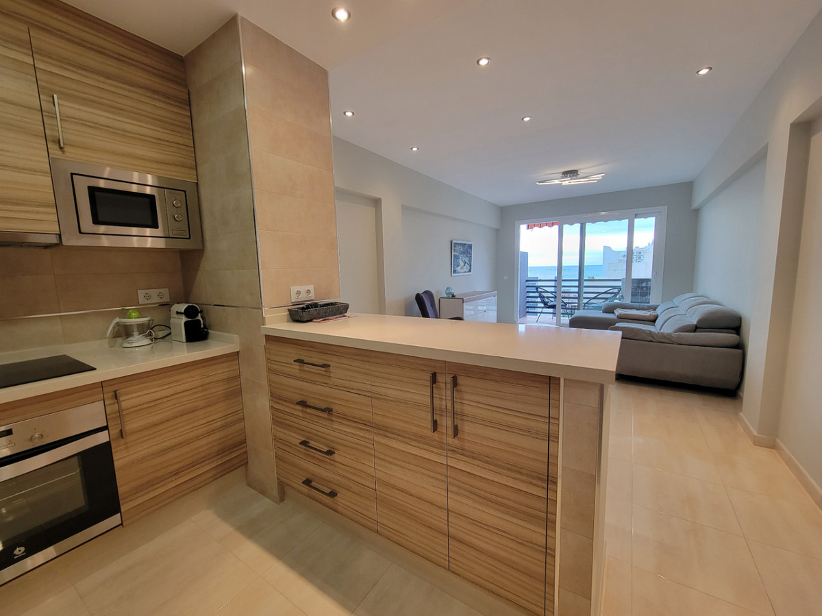 Se vende Apartamento Planta Media de 2 dormitorios en Costa Blanca, Alicante, España