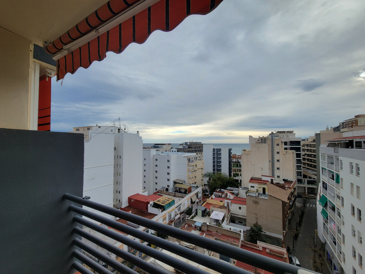 Se vende Apartamento Planta Media de 2 dormitorios en Costa Blanca, Alicante, España