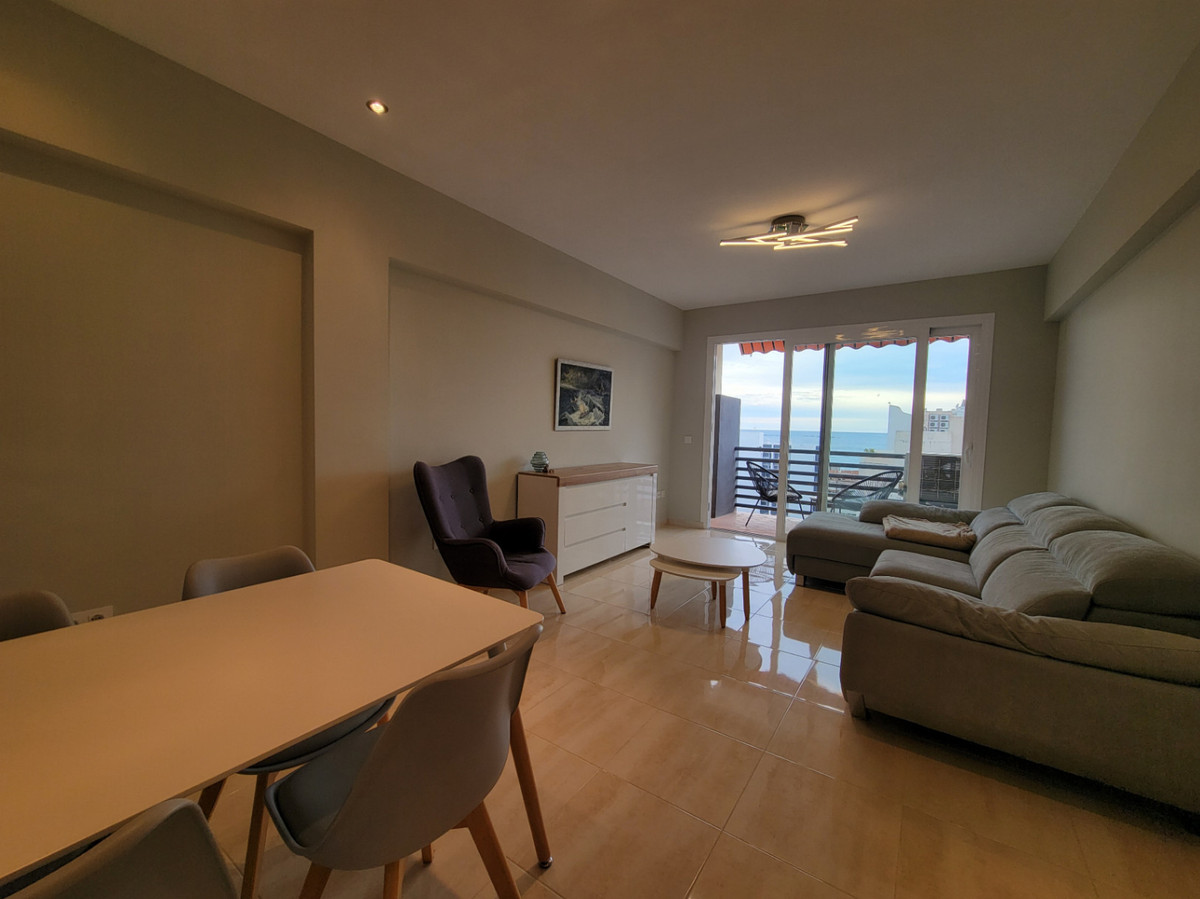 Se vende Apartamento Planta Media de 2 dormitorios en Costa Blanca, Alicante, España