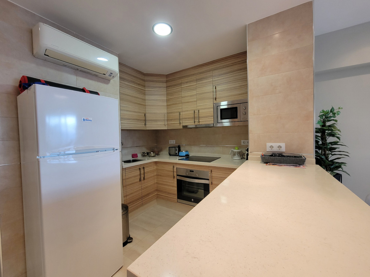 Se vende Apartamento Planta Media de 2 dormitorios en Costa Blanca, Alicante, España