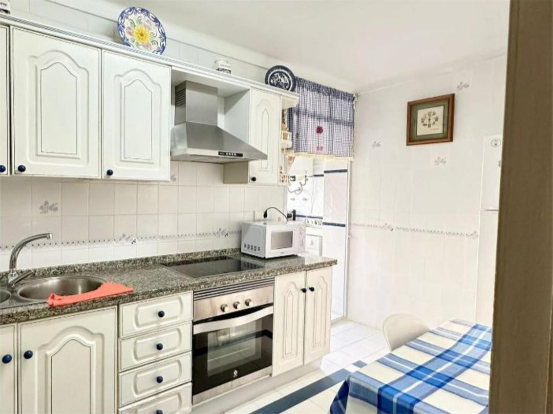 Se vende Apartamento Planta Media de 4 dormitorios en Costa Del Sol, Málaga, España