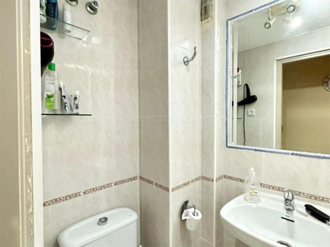 Se vende Apartamento Planta Media de 4 dormitorios en Costa Del Sol, Málaga, España