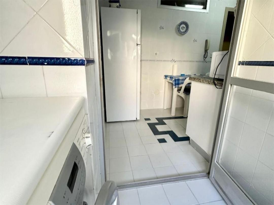 Se vende Apartamento Planta Media de 4 dormitorios en Costa Del Sol, Málaga, España