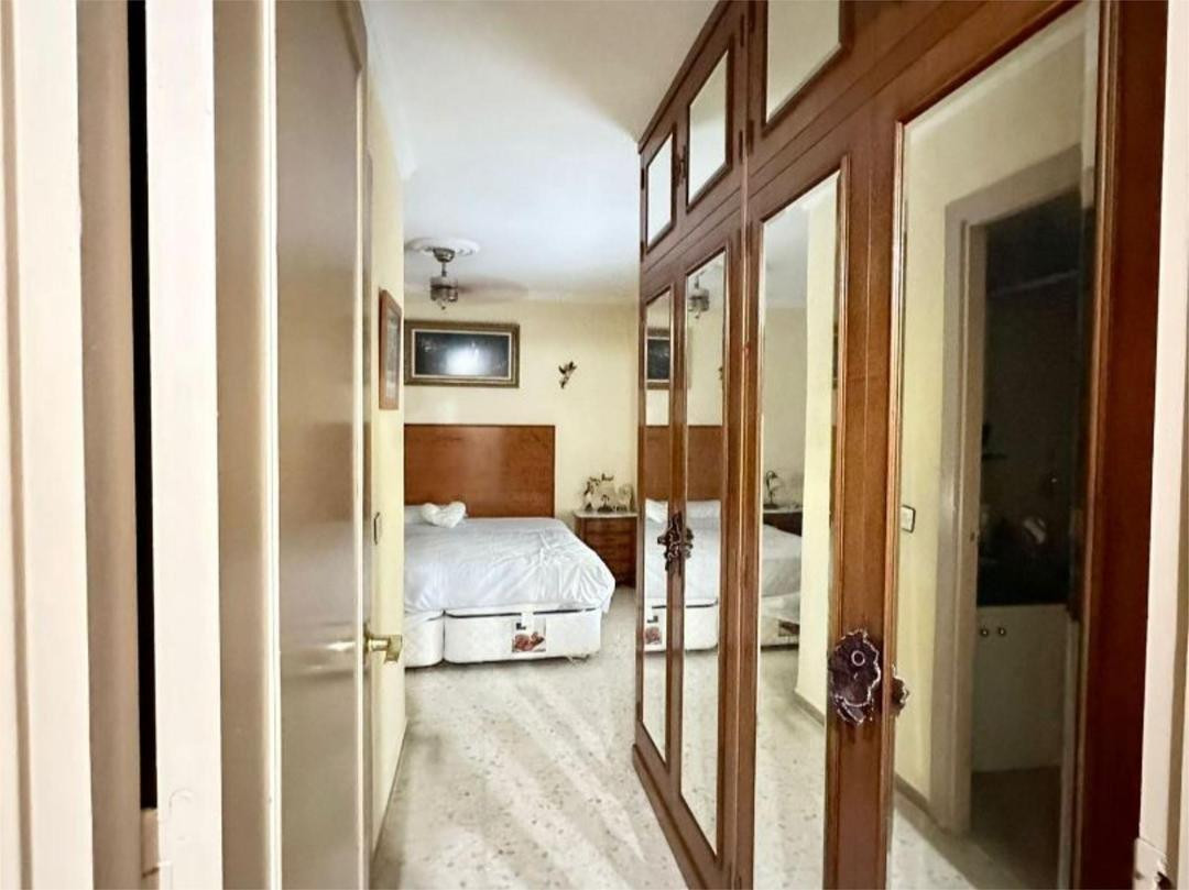 Se vende Apartamento Planta Media de 4 dormitorios en Costa Del Sol, Málaga, España