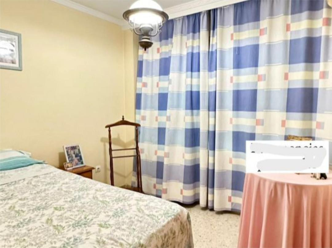 Se vende Apartamento Planta Media de 4 dormitorios en Costa Del Sol, Málaga, España