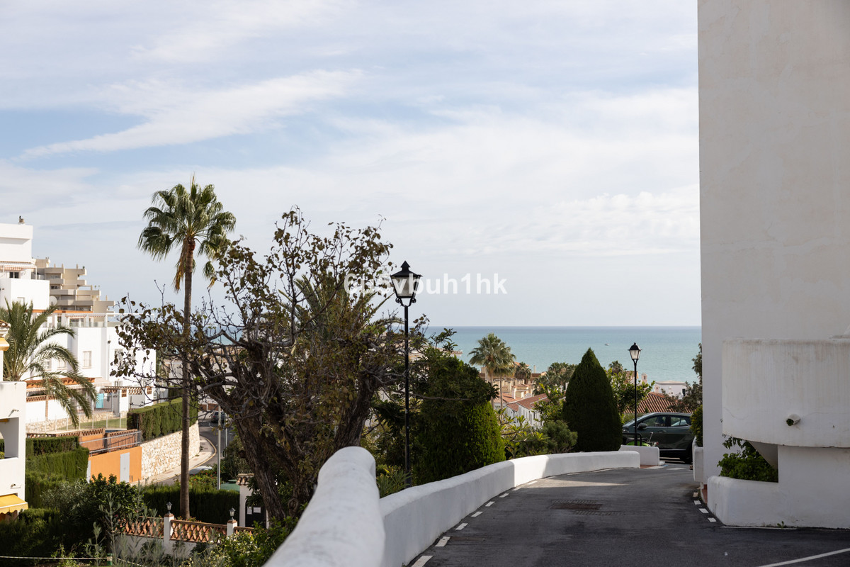 2 Bed Apartment for sale in Benalmadena Costa Del Sol, Málaga, Spain