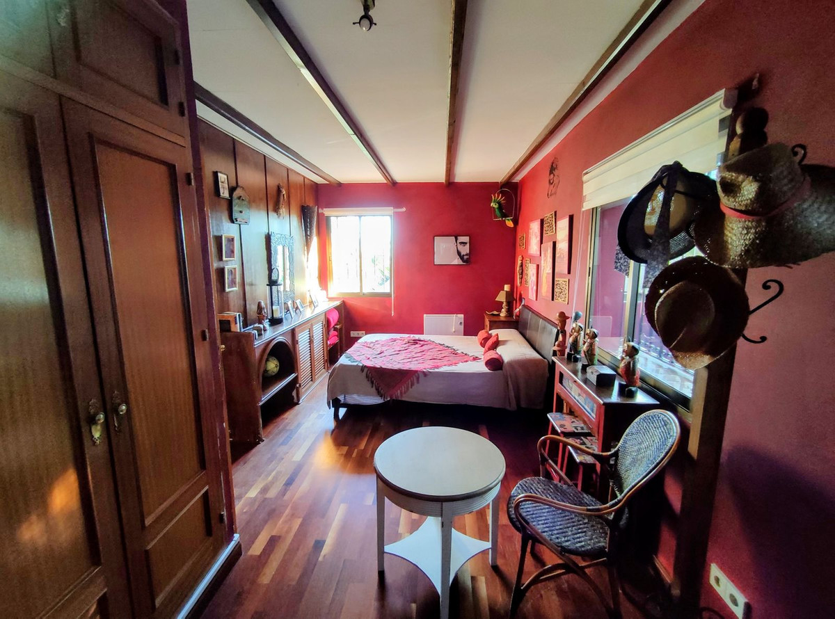 3 Bed Townhouse for sale in Río Real Costa Del Sol, Málaga, Spain
