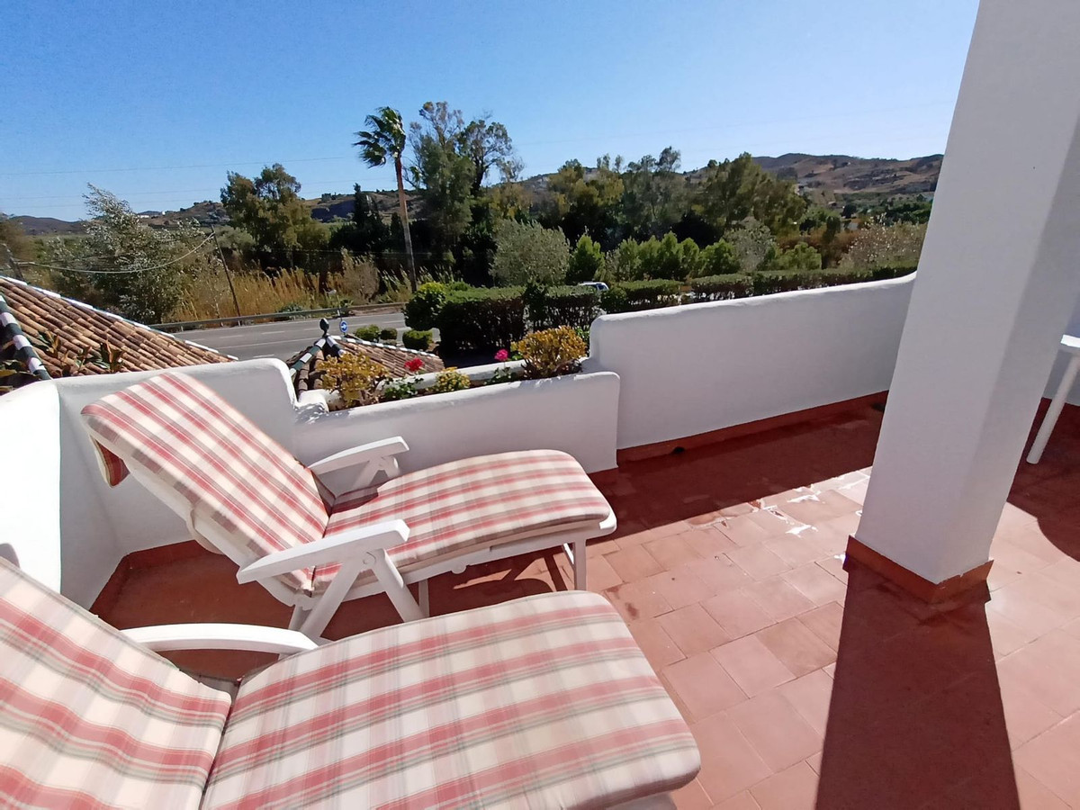 Se vende Apartamento Planta Media de 2 dormitorios en Costa Del Sol, Málaga, España