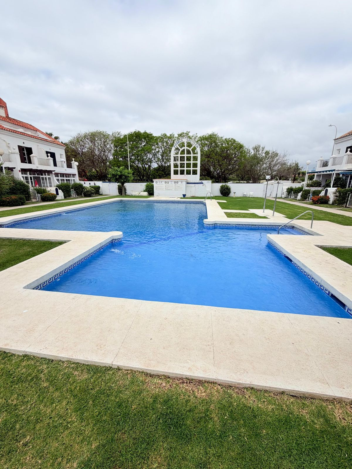 3 Bed Apartment for sale in Fuengirola Costa Del Sol, Málaga, Spain
