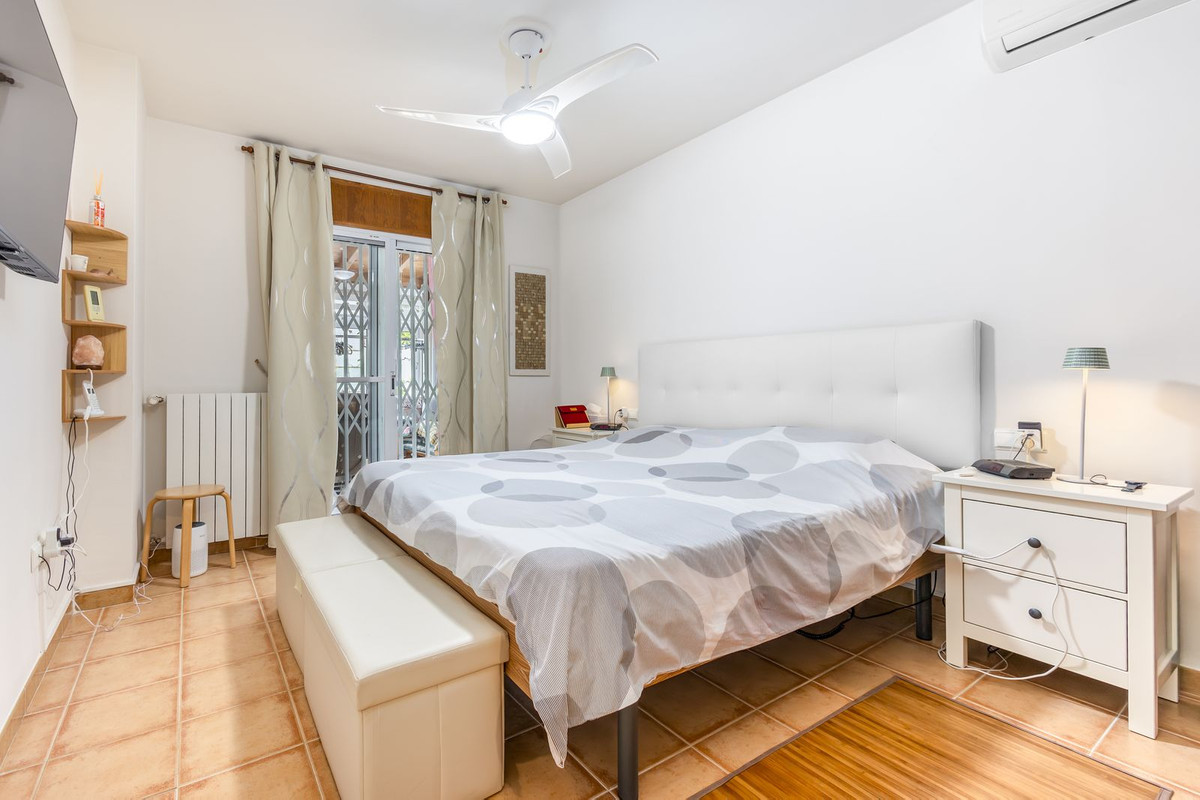3 Bed Townhouse for sale in Coín Costa Del Sol, Málaga, Spain