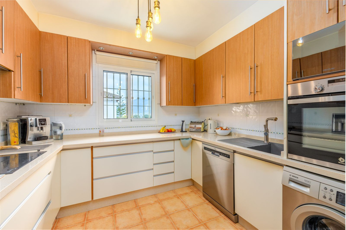3 Bed Townhouse for sale in Coín Costa Del Sol, Málaga, Spain