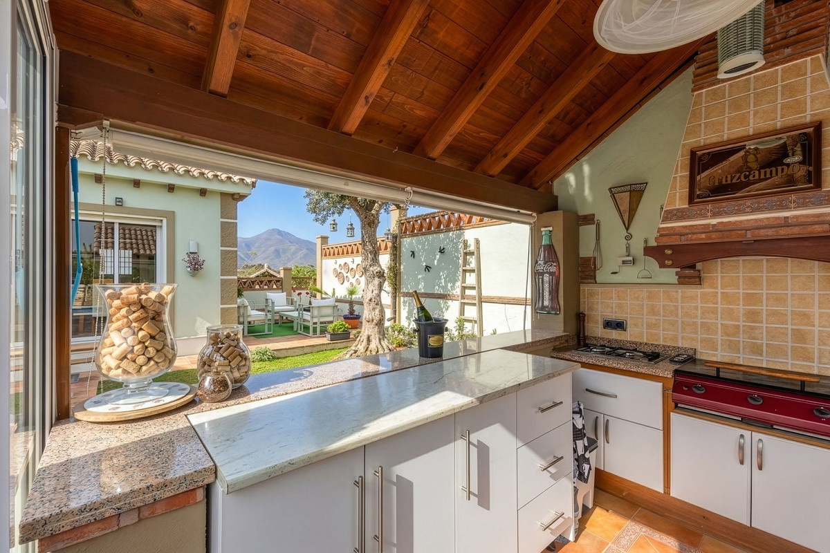 3 Bed Townhouse for sale in Coín Costa Del Sol, Málaga, Spain
