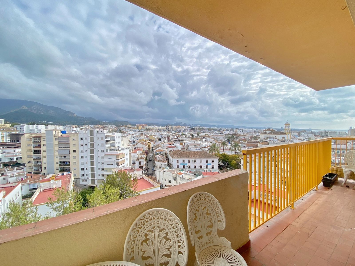 3 Bed Apartment for sale in Marbella Costa Del Sol, Málaga, Spain