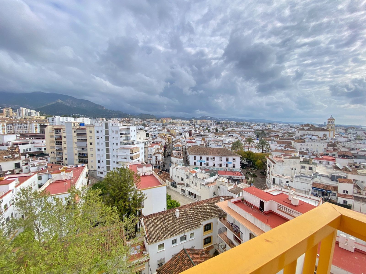 3 Bed Apartment for sale in Marbella Costa Del Sol, Málaga, Spain