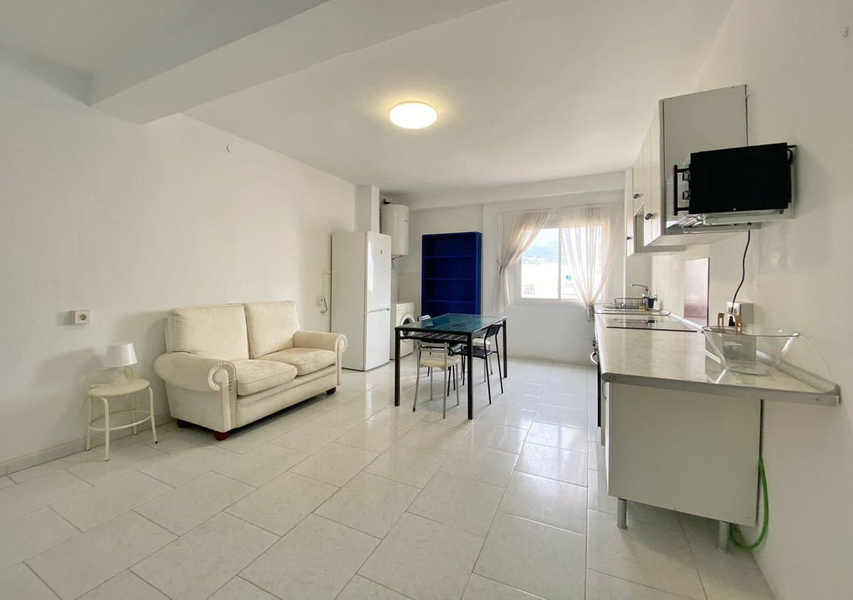 3 Bed Apartment for sale in Marbella Costa Del Sol, Málaga, Spain