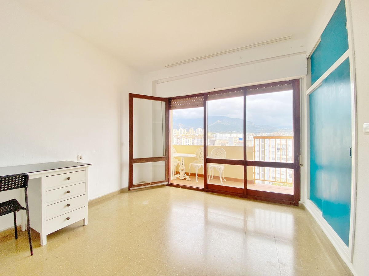 3 Bed Apartment for sale in Marbella Costa Del Sol, Málaga, Spain