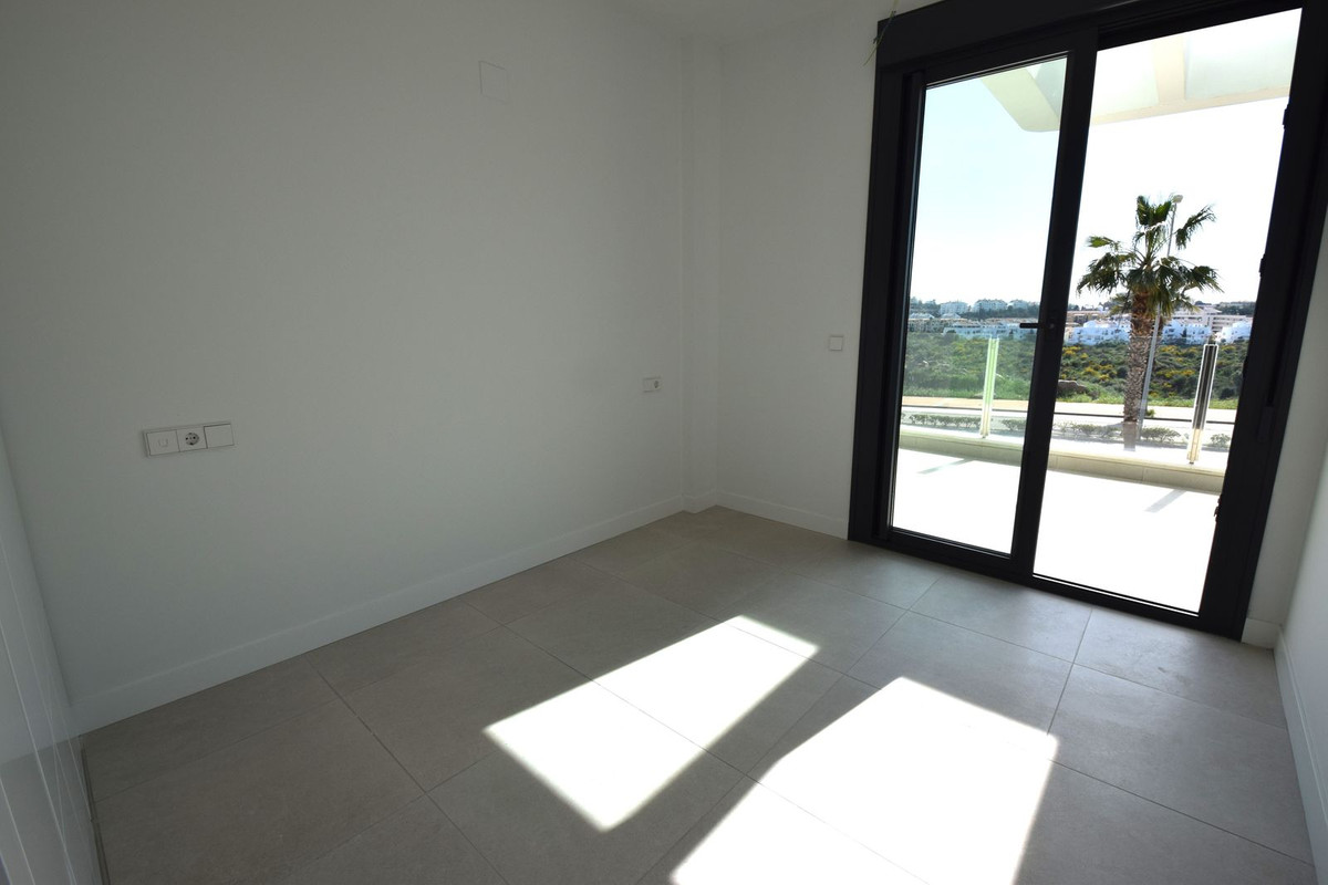 3 Bed Apartment for sale in La Cala De Mijas Costa Del Sol, Málaga, Spain