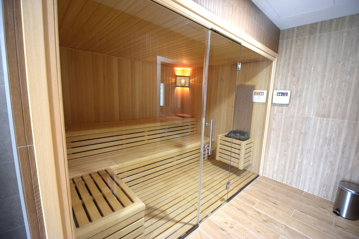 Se vende Apartamento Planta Media de 3 dormitorios en Costa Del Sol, Málaga, España