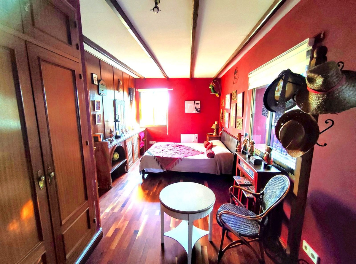 3 Bed Townhouse for sale in Río Real Costa Del Sol, Málaga, Spain