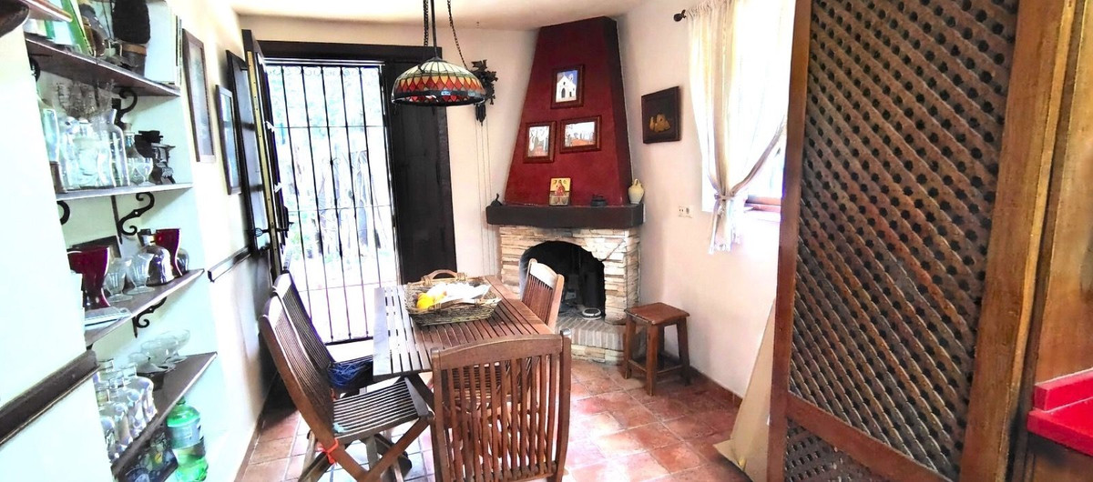 3 Bed Townhouse for sale in Río Real Costa Del Sol, Málaga, Spain