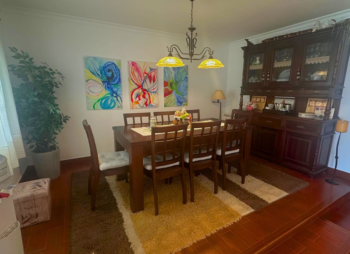 5 Bed Townhouse for sale in Casares Costa Del Sol, Málaga, Spain
