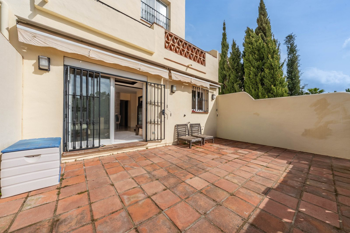 Se vende Apartamento Planta Baja de 2 dormitorios en Costa Del Sol, Málaga, España