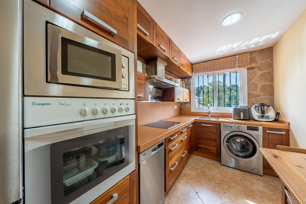 Se vende Apartamento Planta Baja de 2 dormitorios en Costa Del Sol, Málaga, España