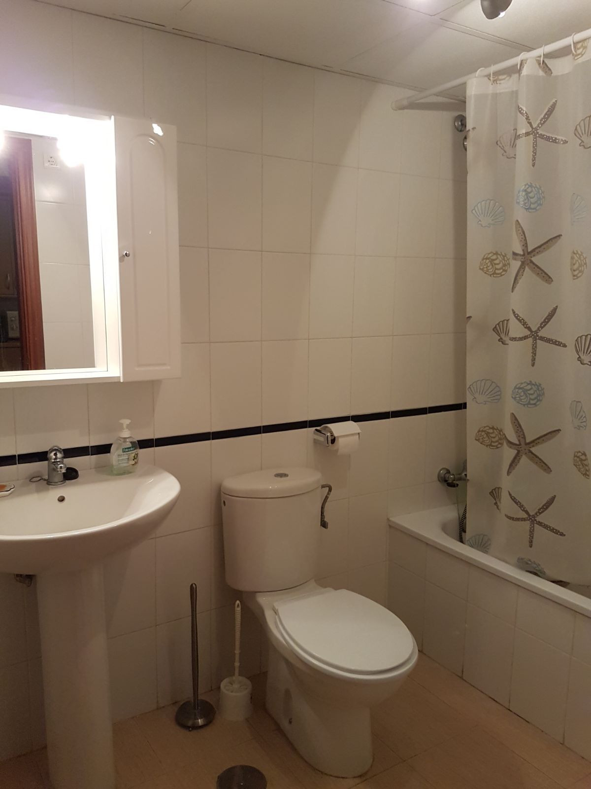 Se vende Apartamento Planta Media de 2 dormitorios en Costa Del Sol, Málaga, España