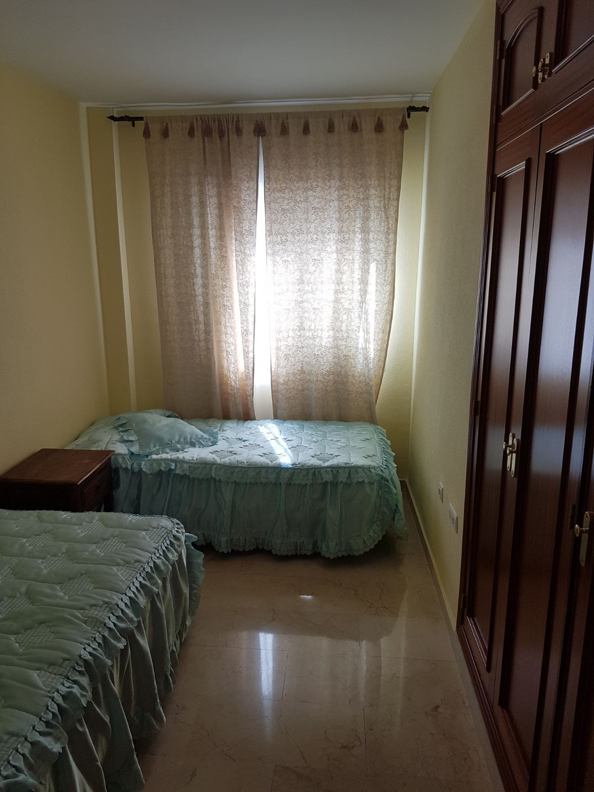 Se vende Apartamento Planta Media de 2 dormitorios en Costa Del Sol, Málaga, España