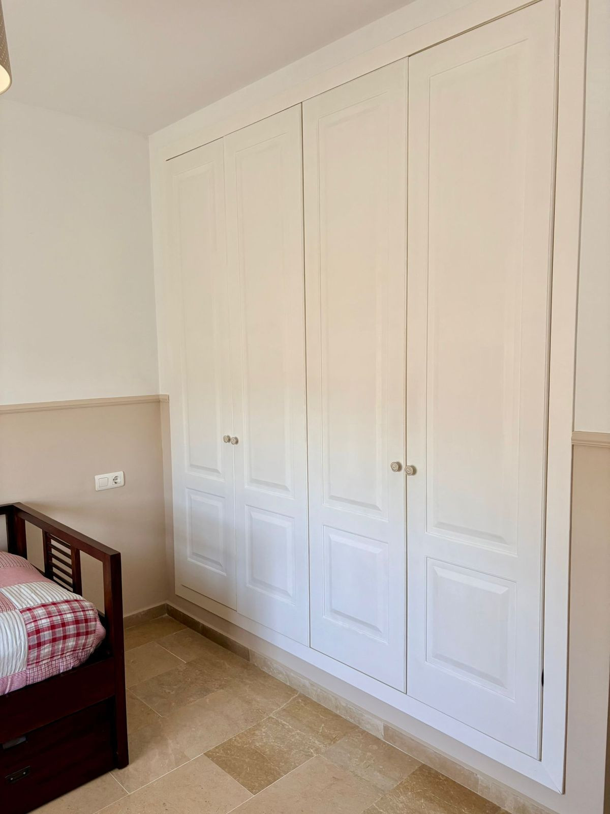 Se vende Apartamento Planta Media de 2 dormitorios en Costa Del Sol, Málaga, España