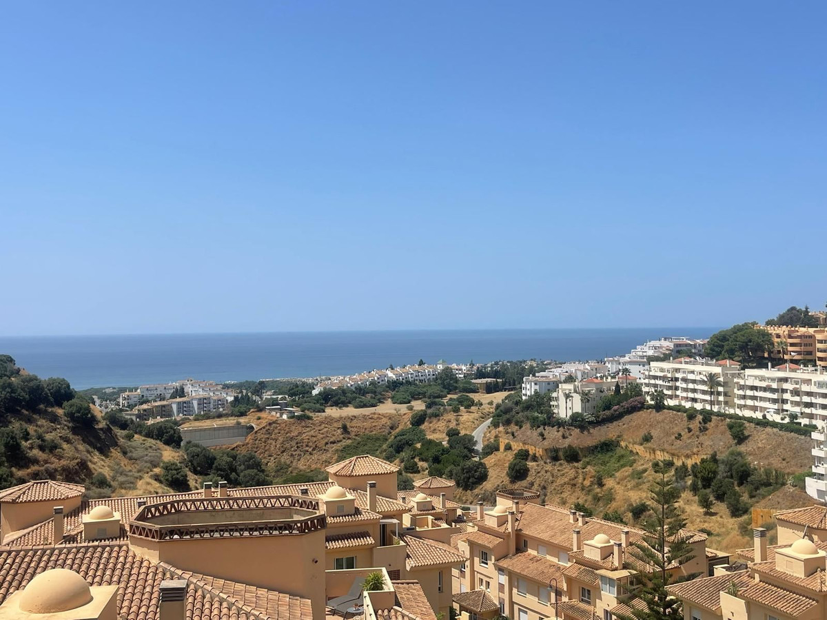 Se vende Apartamento Planta Media de 2 dormitorios en Costa Del Sol, Málaga, España