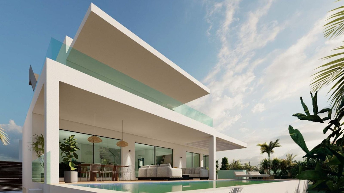 5 Bed Townhouse for sale in San Pedro De Alcántara Costa Del Sol, Málaga, Spain