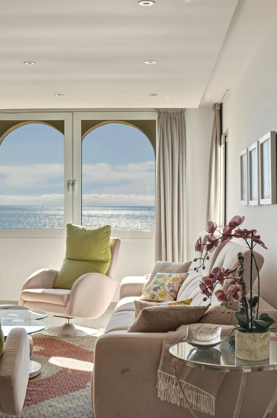 3 Bed Apartment for sale in Calahonda Costa Del Sol, Málaga, Spain